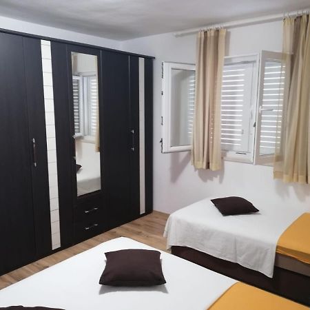 Apartment Slavica Τρογκίρ Εξωτερικό φωτογραφία