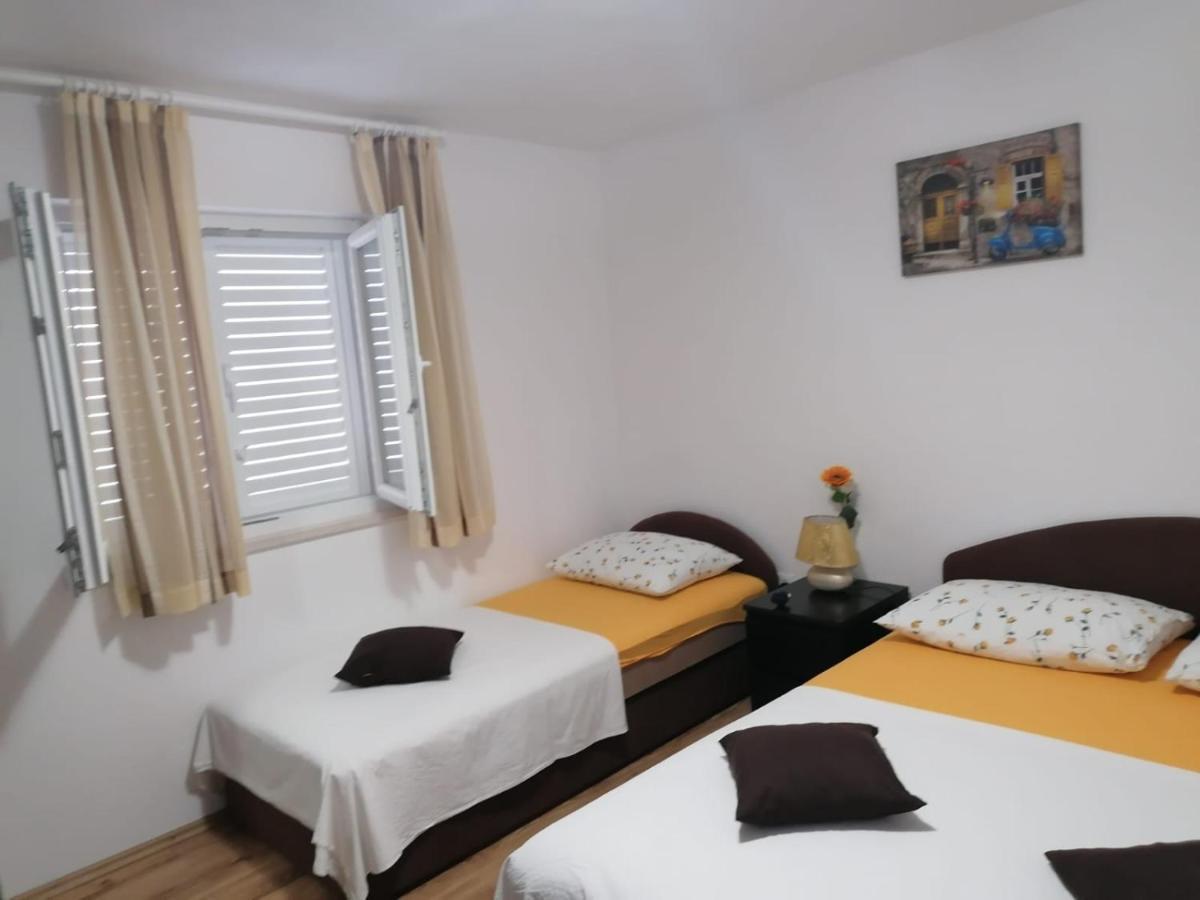Apartment Slavica Τρογκίρ Εξωτερικό φωτογραφία