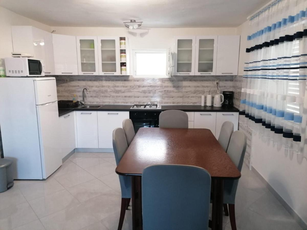 Apartment Slavica Τρογκίρ Εξωτερικό φωτογραφία